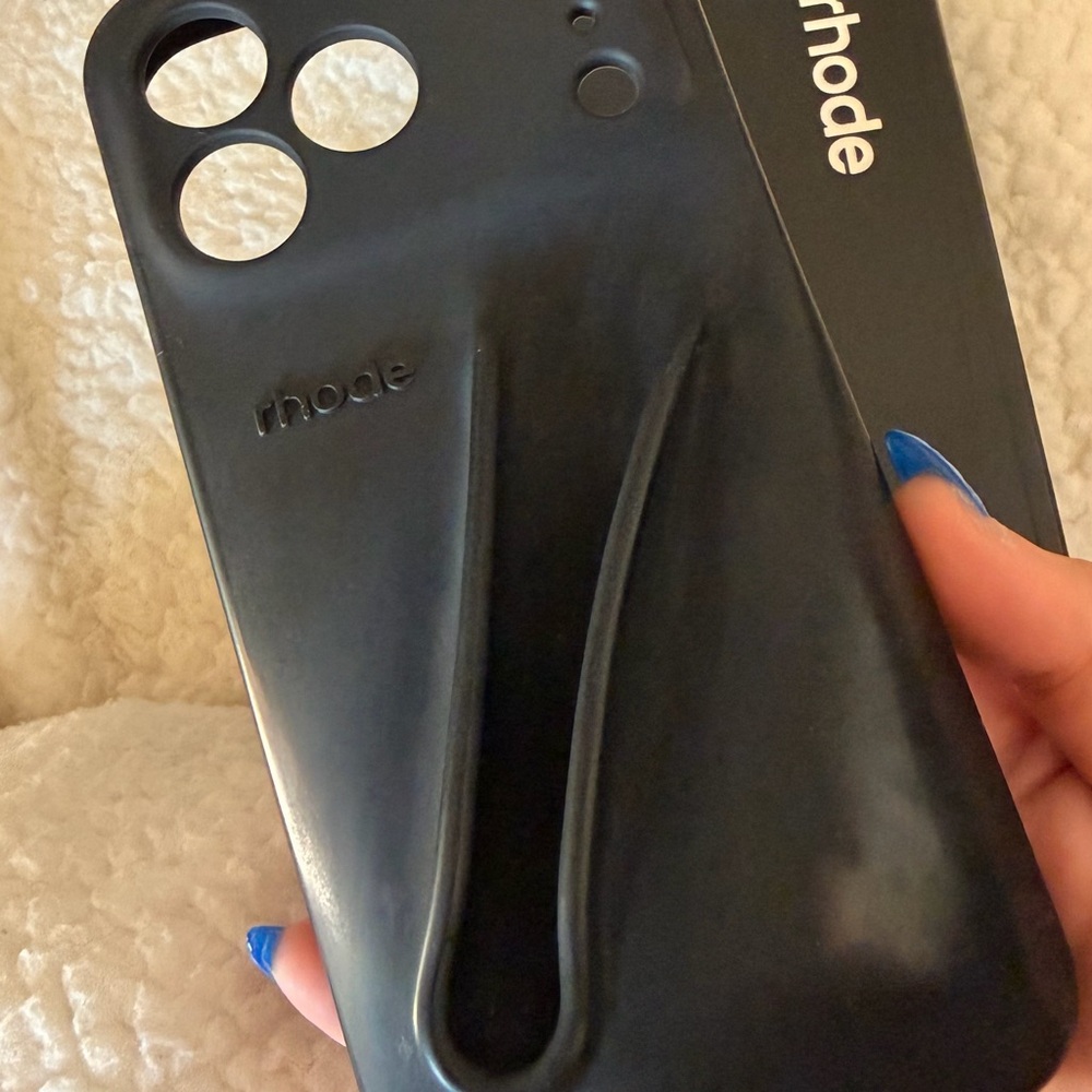 RHODE Phone Case 17 pro max rare black birthday edition color. With box - Picture 3 of 6